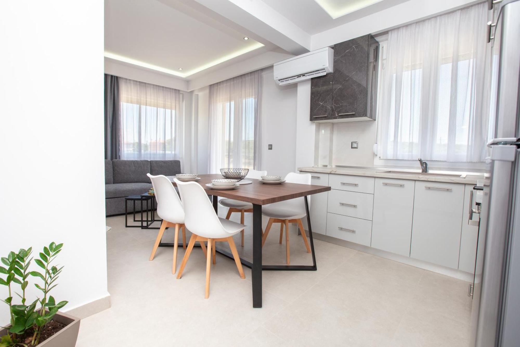 Marane Luxury Suites เนอามูดาเนีย ภายนอก รูปภาพ